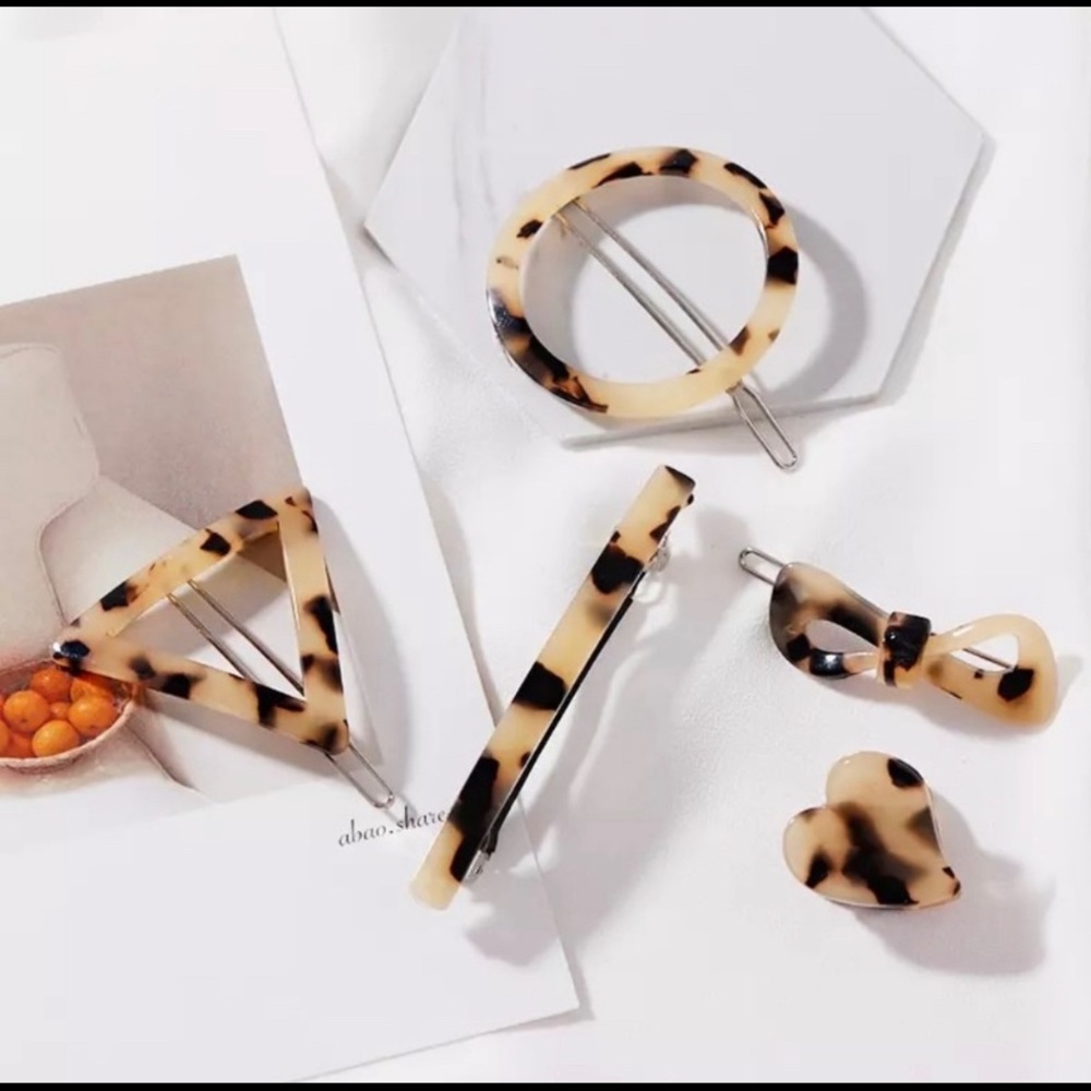 Tortoise Hair Accessories